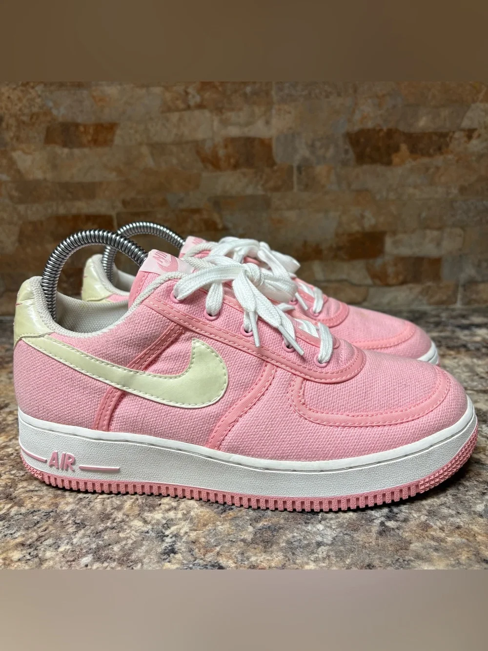 Nike Air Force 1 2003 Pink Canvas 306512-611 Women’s Size 8 Men’s Size 6.5